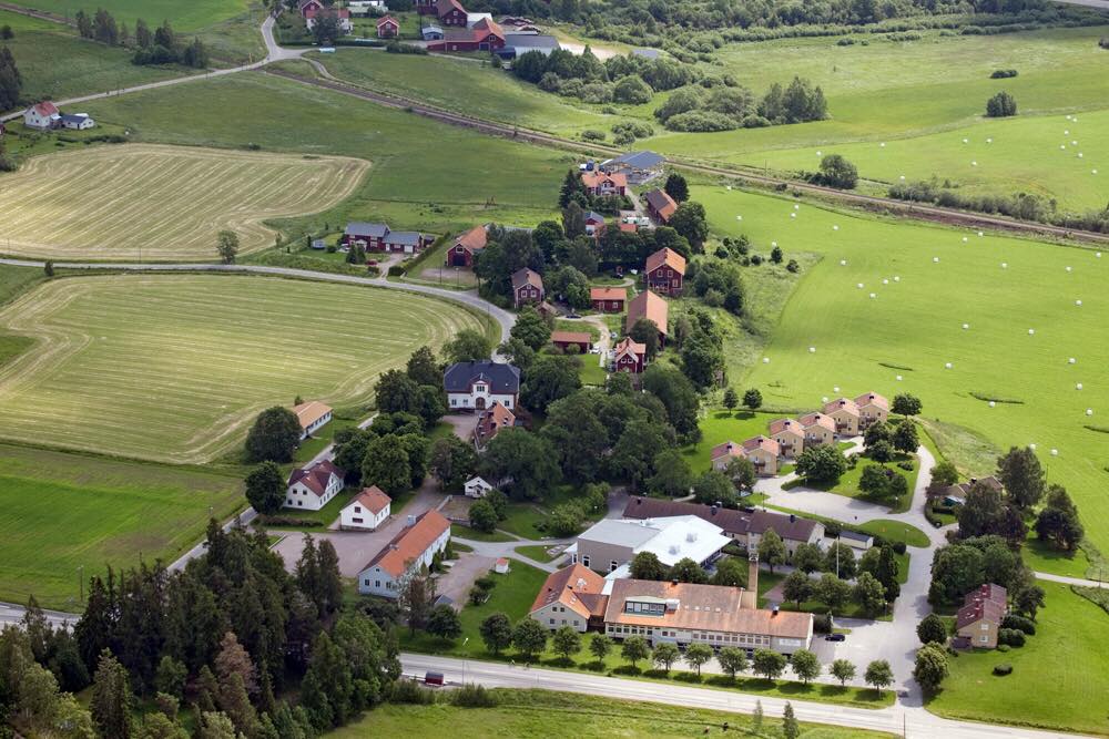 Västerbergs folkhögskola - utbildning inom dramapedagogik